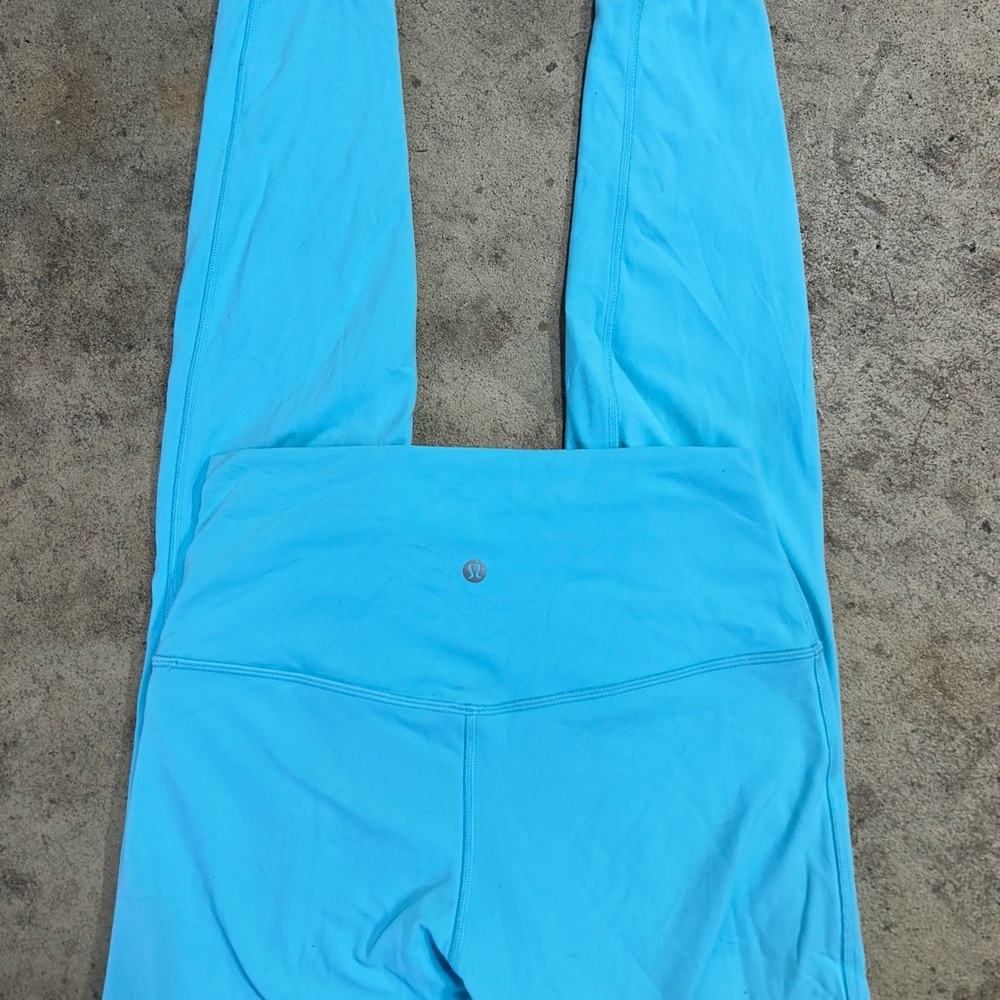 lululemon sky blue leggings